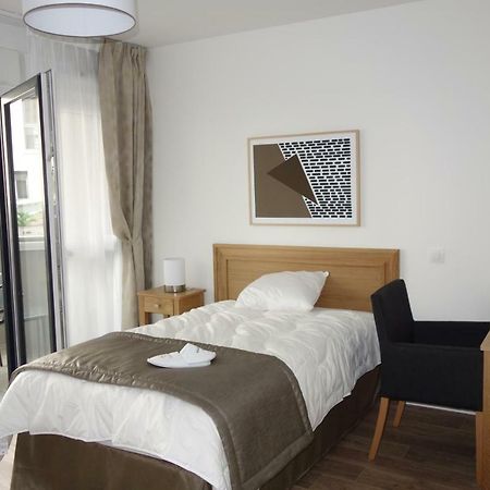 Aparthotel Domitys - Les Robes D'Airain Caen Zewnętrze zdjęcie