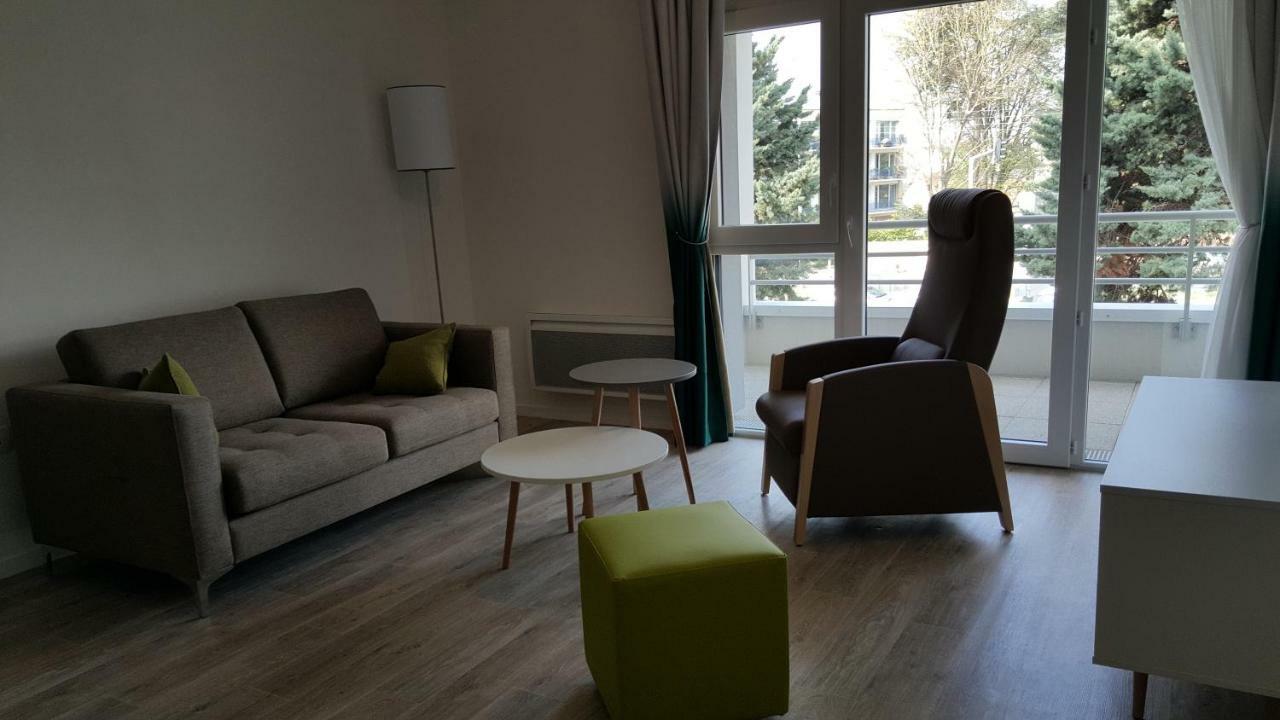 Aparthotel Domitys - Les Robes D'Airain Caen Zewnętrze zdjęcie