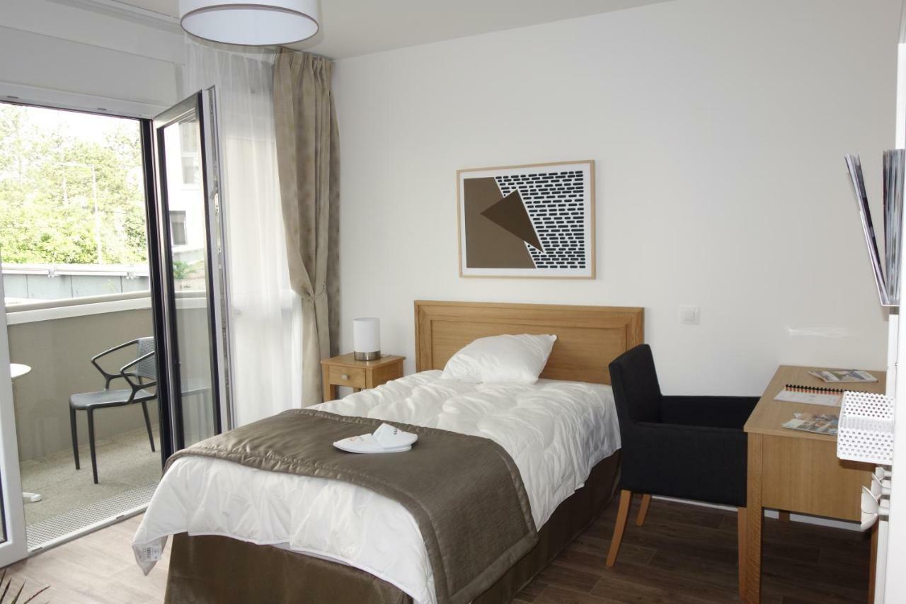 Aparthotel Domitys - Les Robes D'Airain Caen Zewnętrze zdjęcie